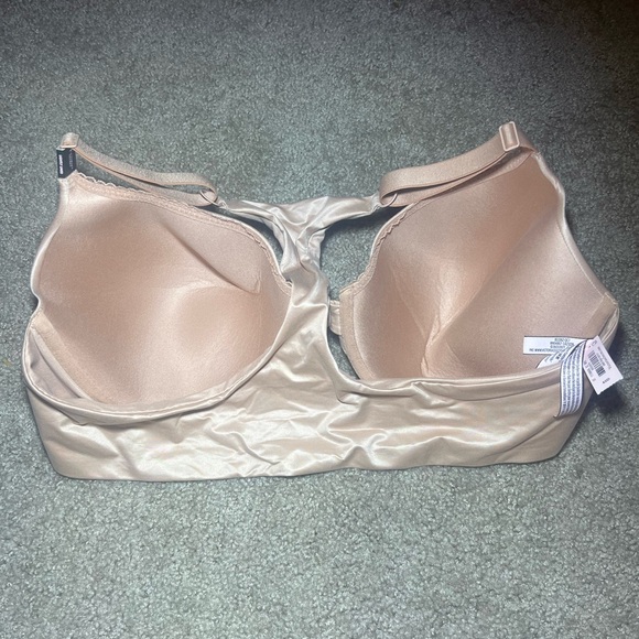 Victorias Secret Body by Victoria Lightly Lined Front Close Full Coverage Bra - Picture 6 of 8